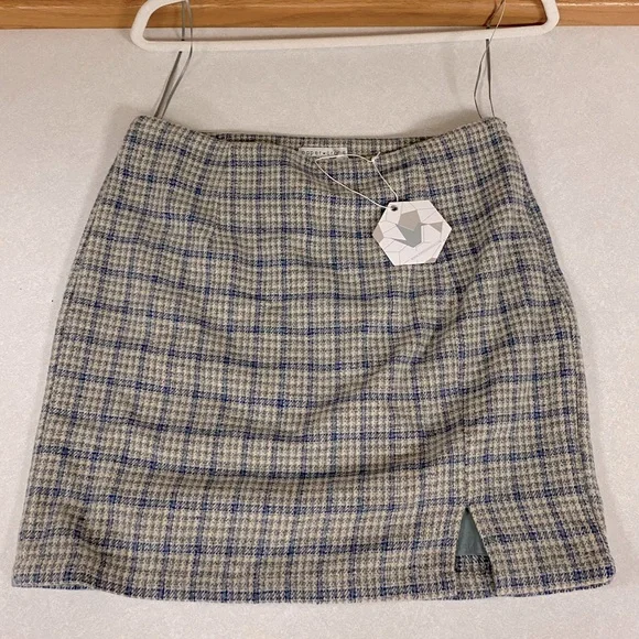 Apricot Lane Grey Plaid Mini Skirt - Picture 5 of 13